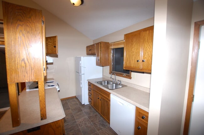 Photo - 3028 18th St S