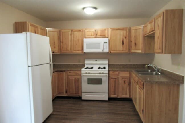 Photo - 308 Beau St