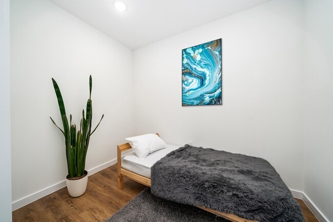 Photo - 224 Garfield Ave Unit 3D