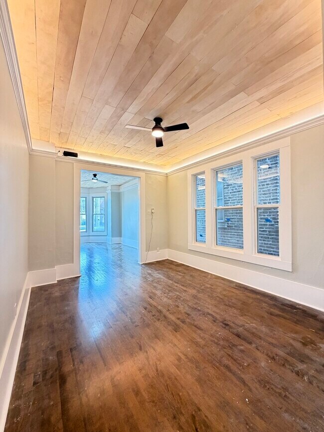 Photo - 2342 N Kimball Ave