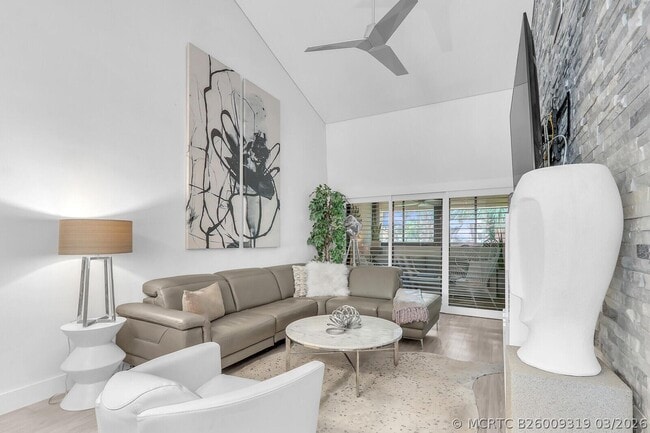 Photo - 204 Sea Oats Dr Unit F