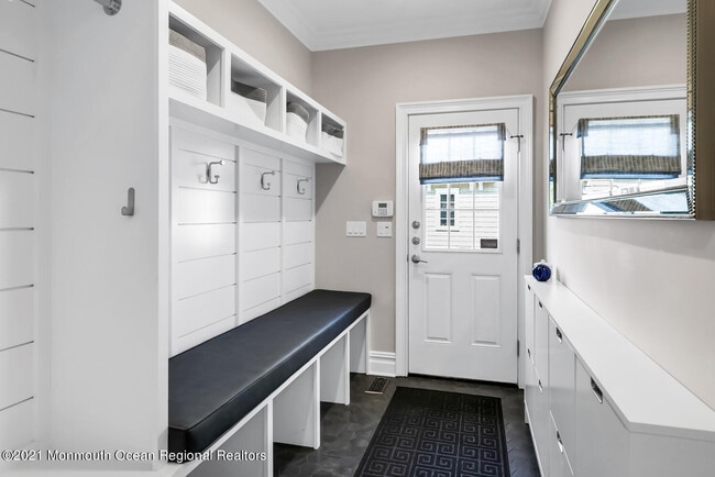 Photo - 2211 3rd Ave