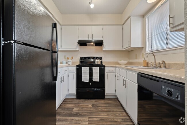 Building Photo - Hawthorne at Oak Ridge Rental