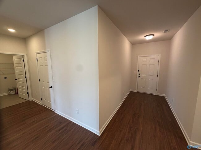 238 Schoolhouse Dr
