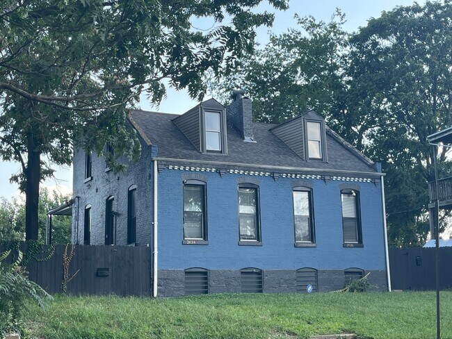 2634 Arsenal St Unit 2634