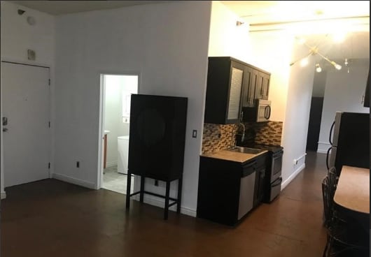 Photo - 215 W 7th St Unidad 301