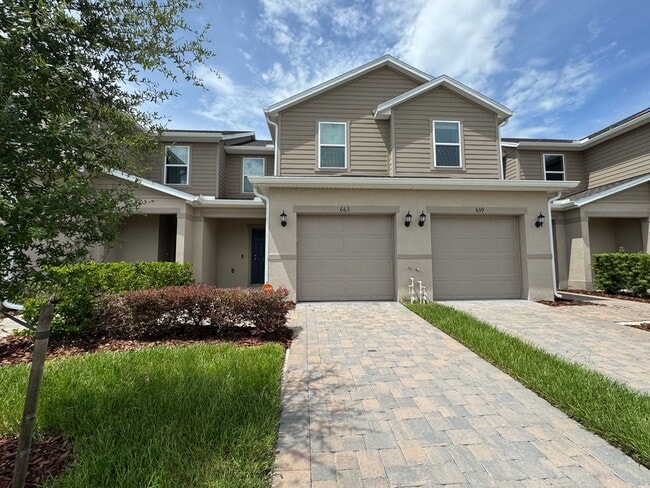 Photo - 663 Meadows Edge Pl