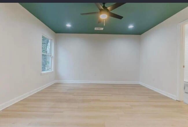 Photo - 4100 New Willow Rd