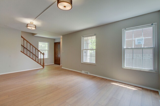 Photo - 1655 Southbend Dr