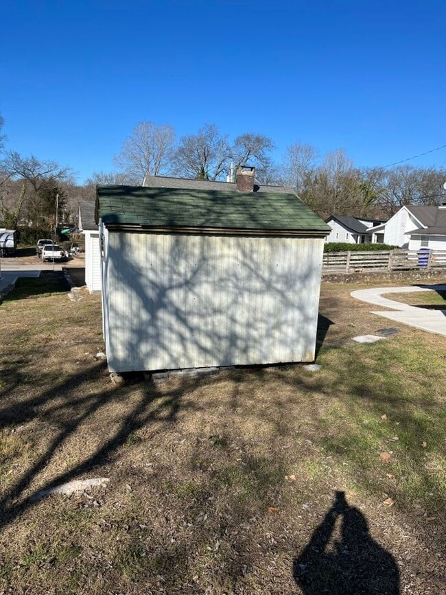 Photo - CUTE WHITE COTTAGE LOCATED IN CLINTON