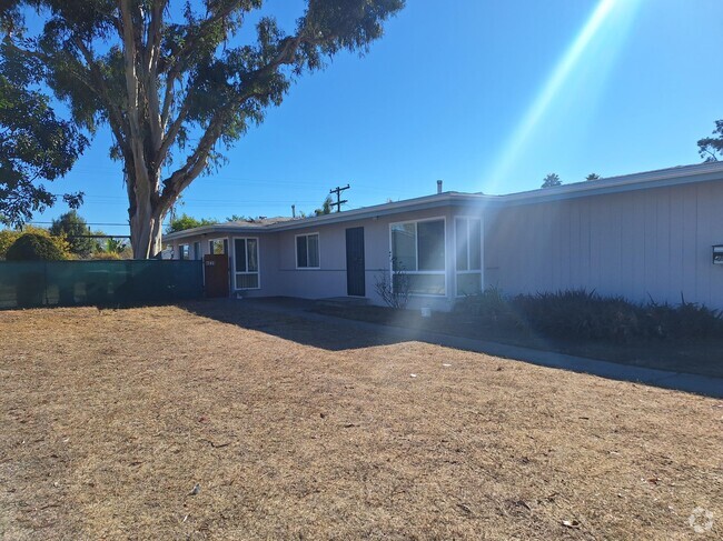 Building Photo - 4039 Clairemont Mesa Blvd Rental