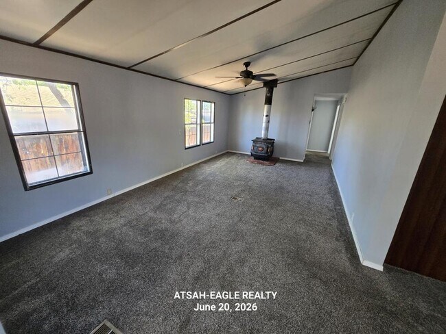 824 Driftwood Ave