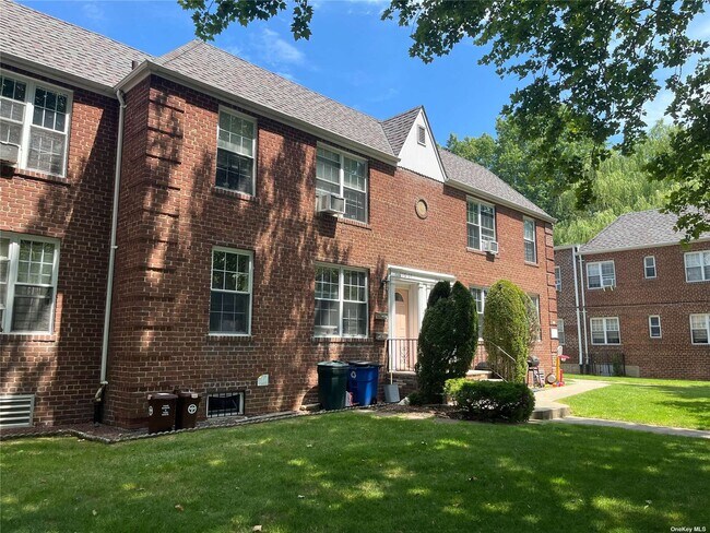 Photo - 208-9-208-41 41st Ave Unit 2