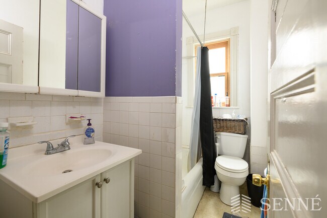 Photo - 134 Elm St Unit 1