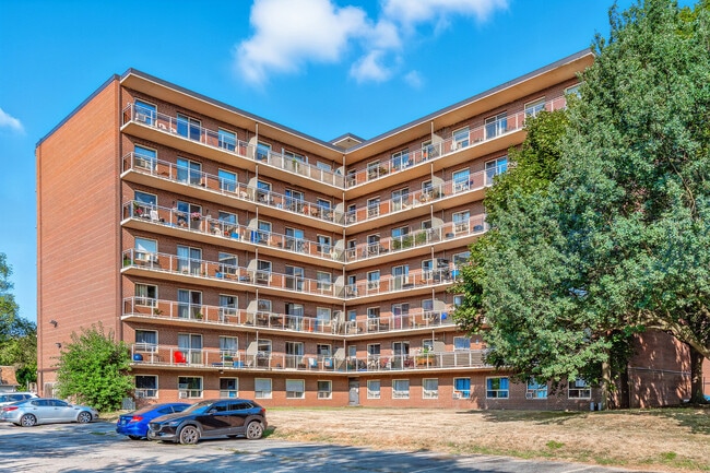 Building Photo - Maple Avenue Properties