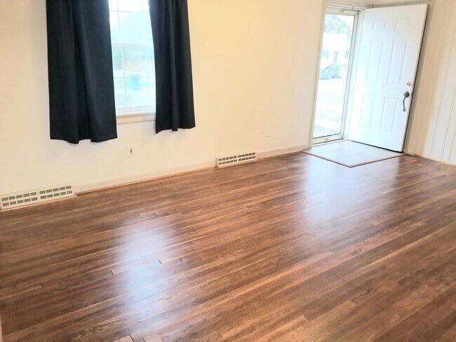 Photo - 1512 Fort Hill Dr