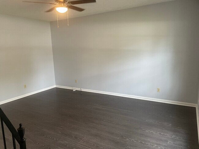 Open dining room and living room floorplan - 808 E Spring St