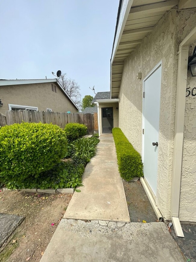 Photo - FAR400 Unit #50