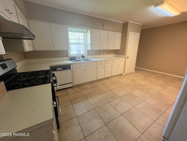 Photo - 605 Coolidge St