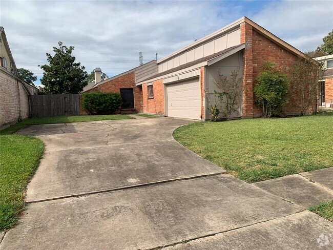 Building Photo - 6826 Songbrook Dr Rental