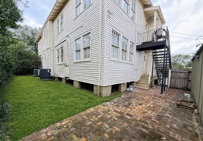 Photo - 2035 Joseph St Unit 2035 Joseph