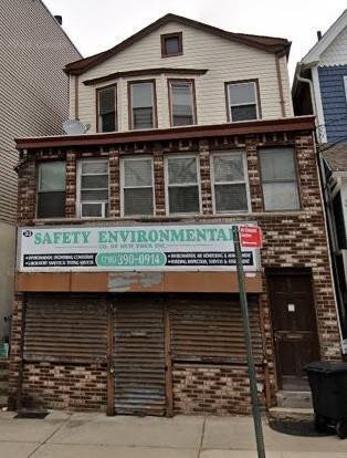 Building Photo - 33 Clinton Ave Rental