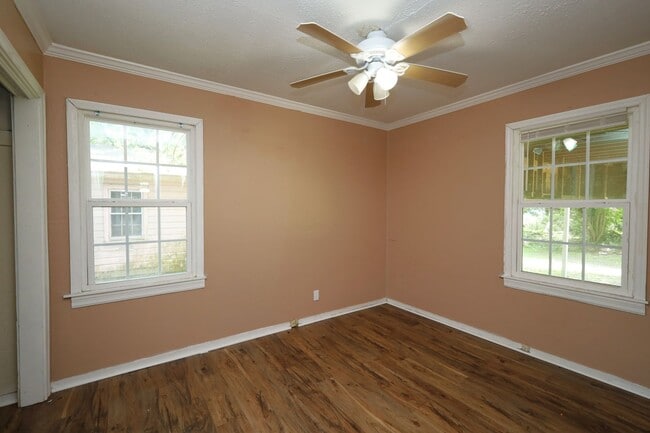 Photo - 1706 N Lee St