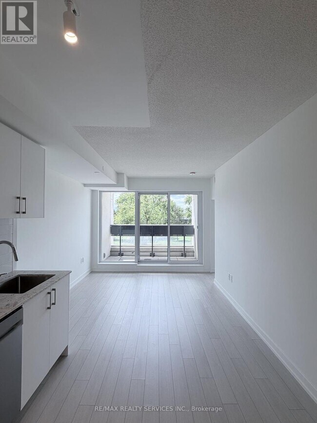 Photo - 4010 Eglinton Ave W Unit 222
