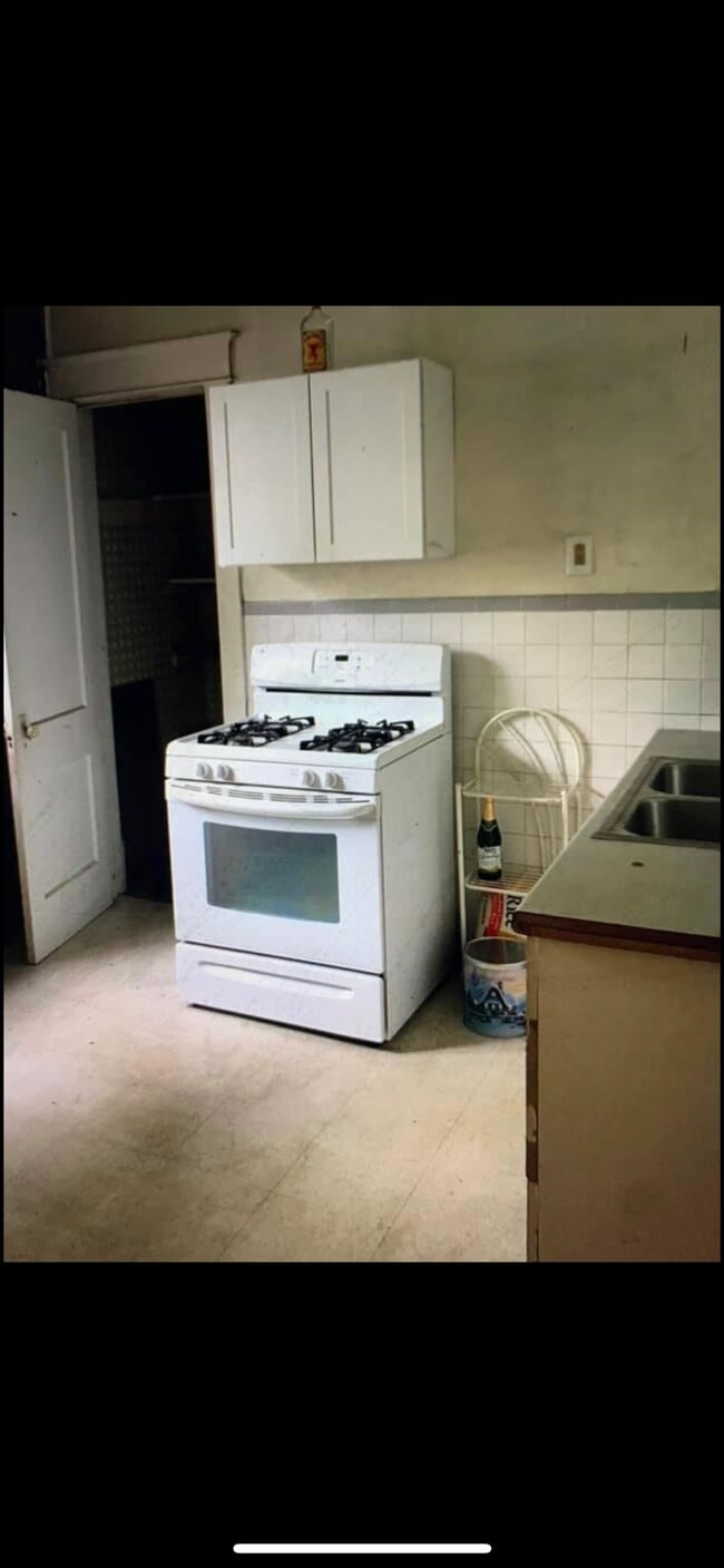 Photo - 115 Ledger St Unidad Ledger 1