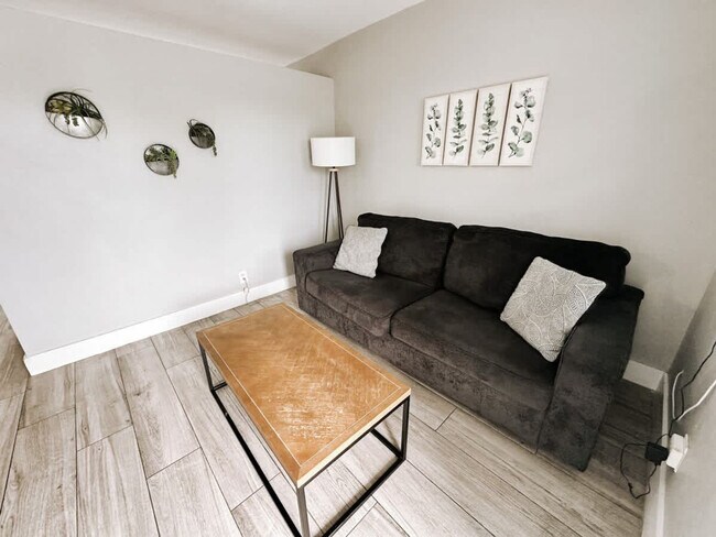 Photo - 50 Davie Blvd Unidad SI ID1504015P