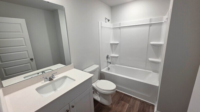 Photo - 137 Indigo Pl