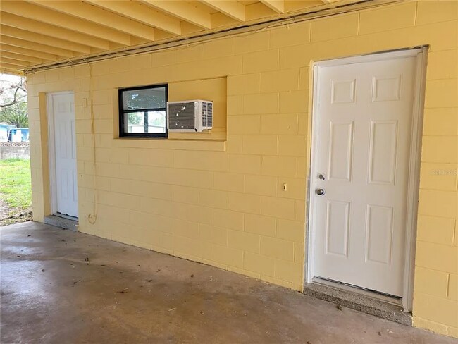 Photo - 5335 Andrus Ave