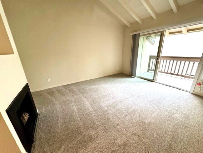 Photo - Beautiful upper level 1 bedroom, 1 bath unit in Station West Unit 160