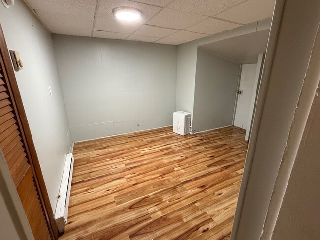 4 Thompson St Unit 1