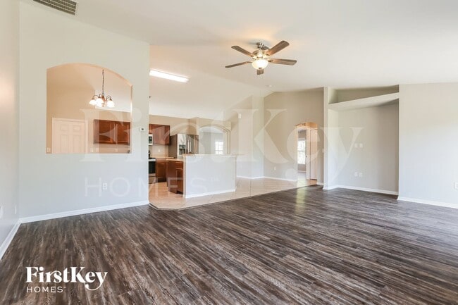 Photo - 5404 2nd St W