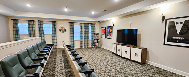 Theatre room - Manor at Broad Street Rental