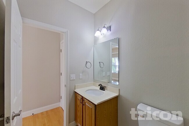 Photo - 2924 Kettering Dr