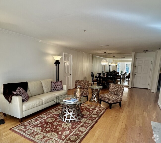 Building Photo - 3203 Lenox Rd NE Unit 33 Rental
