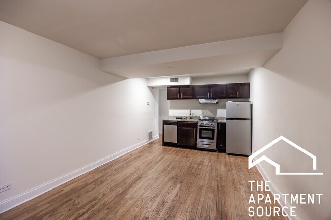 Photo - 4038 N Ashland Ave