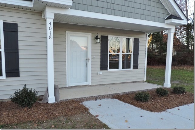 Photo - 4018 Saxby Ln NW