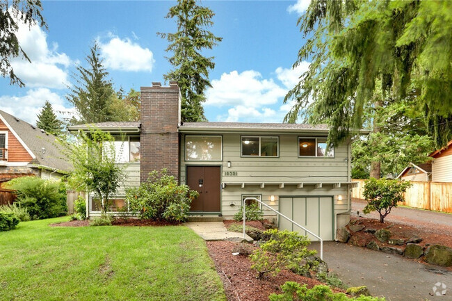 Building Photo - Edmonds Rental