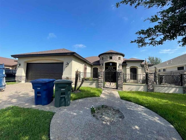 Photo - 3122 Rosco Dr House