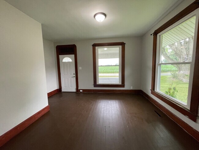 Photo - 312 S Main St