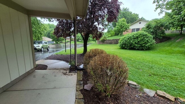 Photo - 6881 Walnut Creek Ct