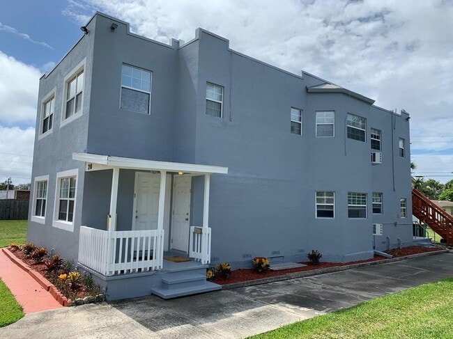 Building Photo - 20 E Ave B Rental