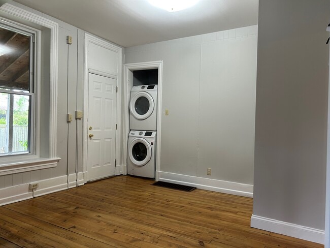 Front entry - 352 E Bald Eagle St Unit 1