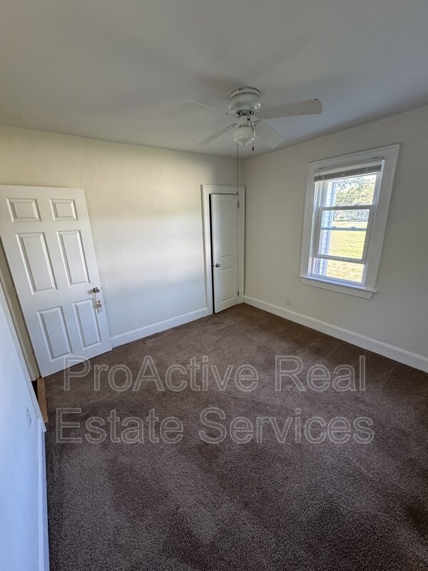 Photo - 1018 Wolcott Ave