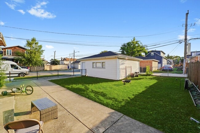 Photo - 3353 N Ozanam Ave