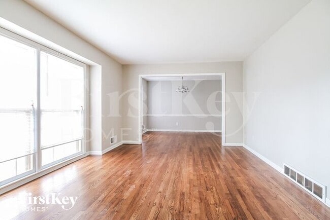 Photo - 9959 Goddard St