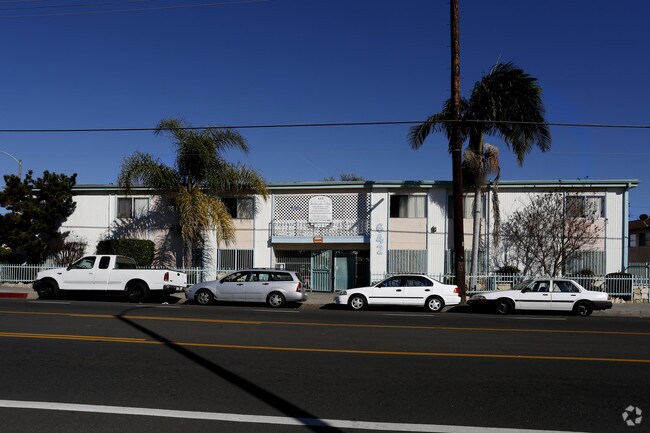 642 N. Wilmington Blvd.